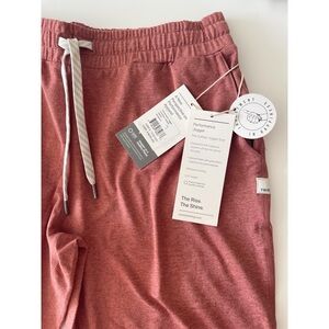 Vuori Performance Jogger “The Softest Jogger Ever”